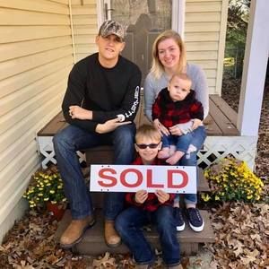 Meet your Posher, Coty